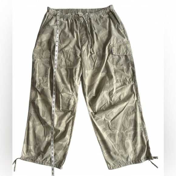 Pilcro Printed Camo Parachute Pants W’s M Cargo Utility Cotton - Anthropologie - Picture 8 of 12